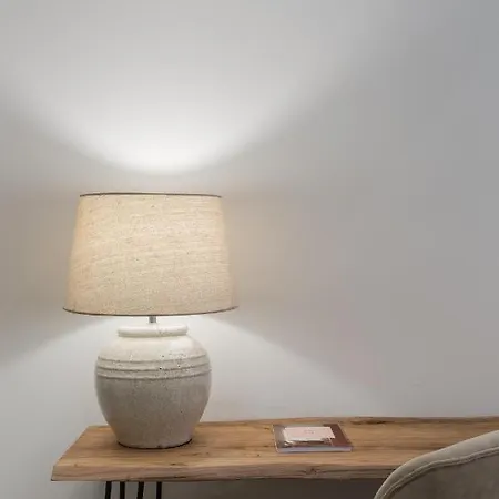 Apartment Casa Boma - Design With Private Vegetal Terrace - Lapa Vii Lisbon