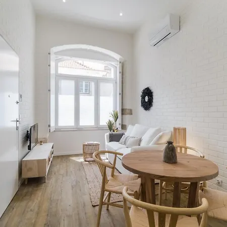 Casa Boma - Design With Private Vegetal Terrace - Lapa Vii Lissabon