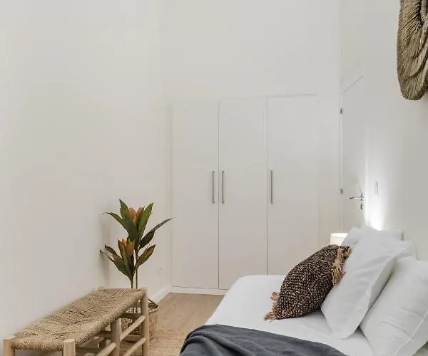 아파트 Casa Boma - Design With Private Vegetal Terrace - Lapa Vii